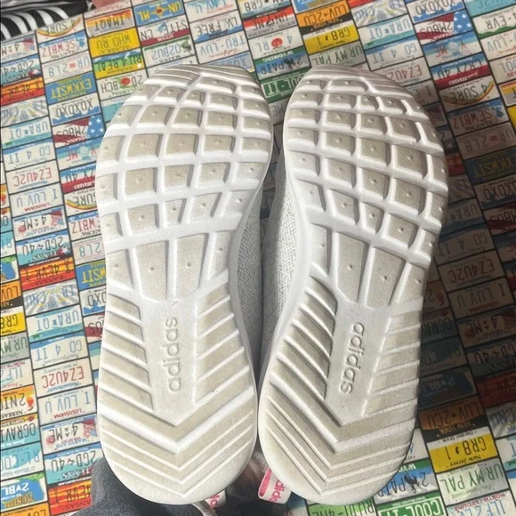 Adidas Women’s Cloudfoam Sneakers Gray Pink Size 4 - Picture 8 of 8